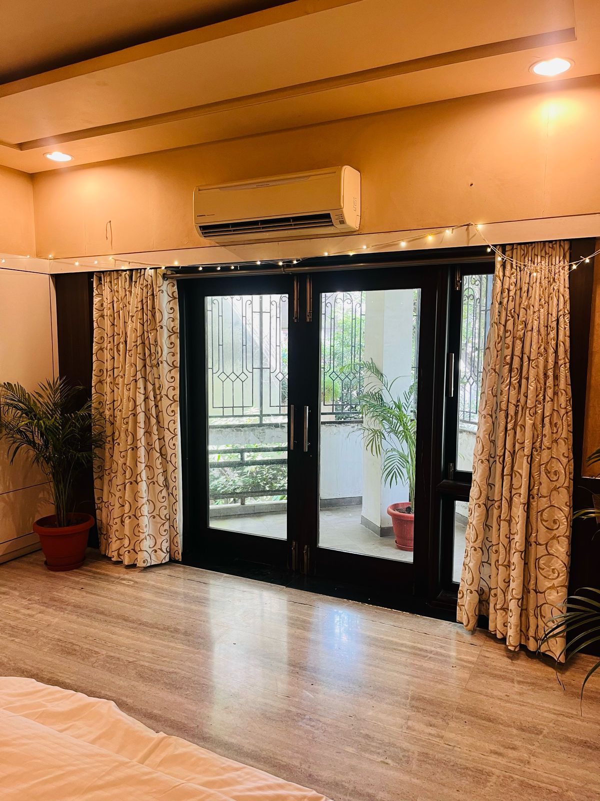 Lily Room — view 6