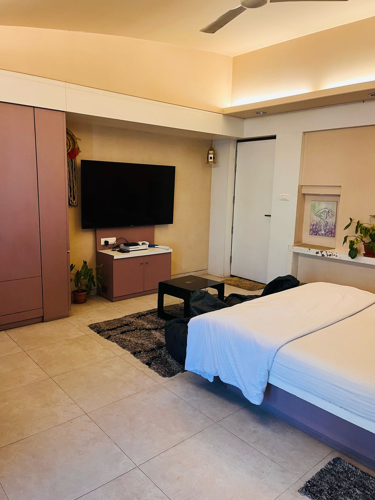 Rose Room — view 2