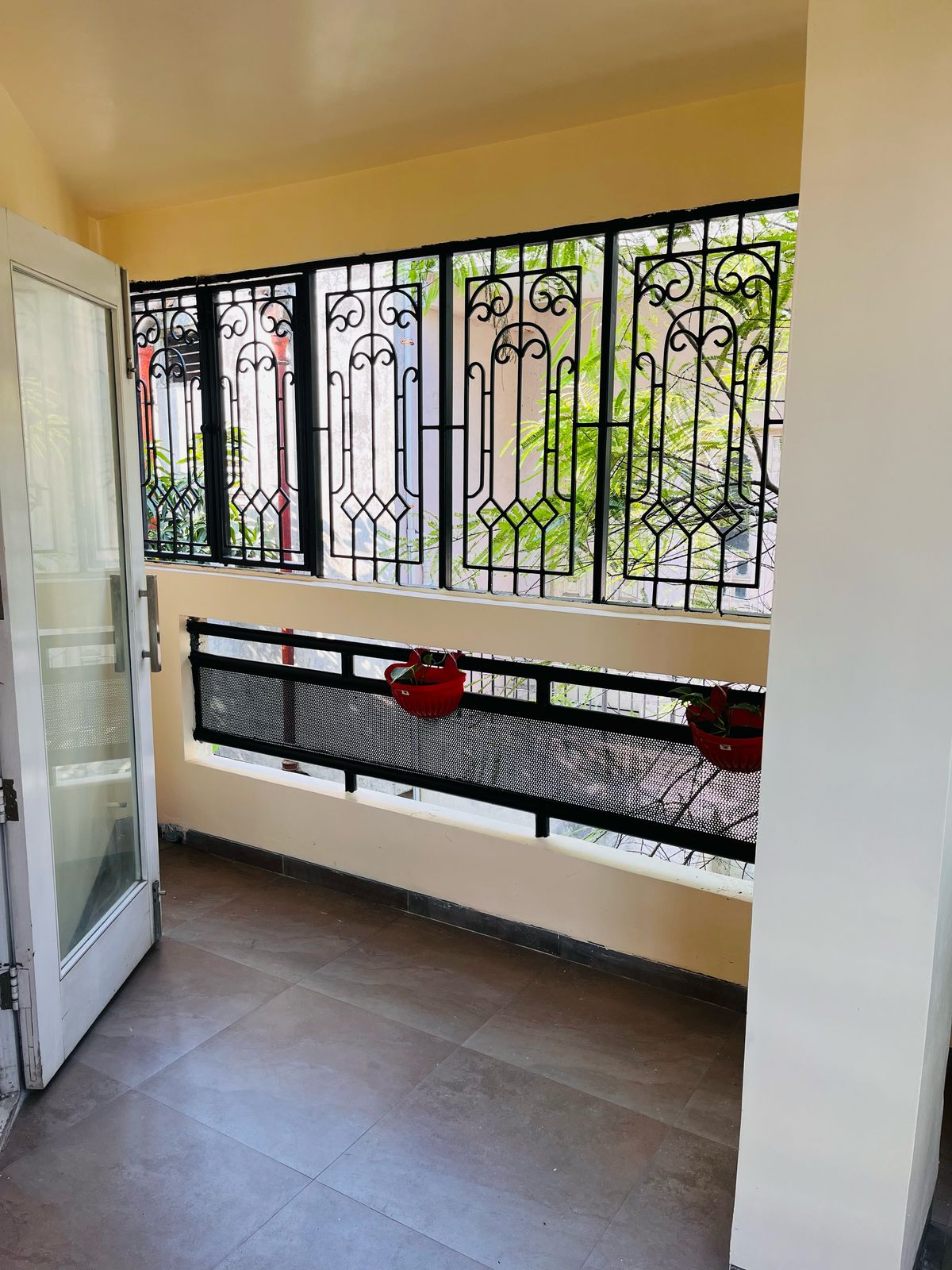 Sunflower Room — view 10