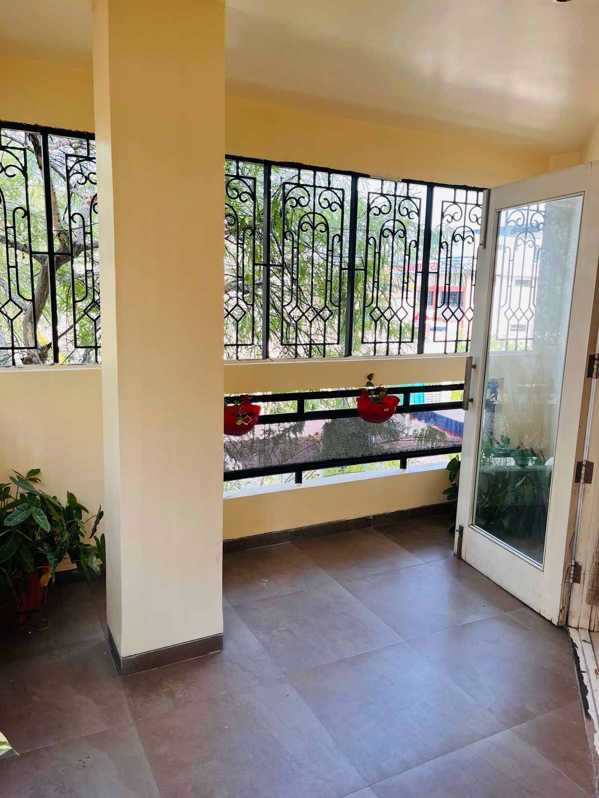 Sunflower Room — view 6